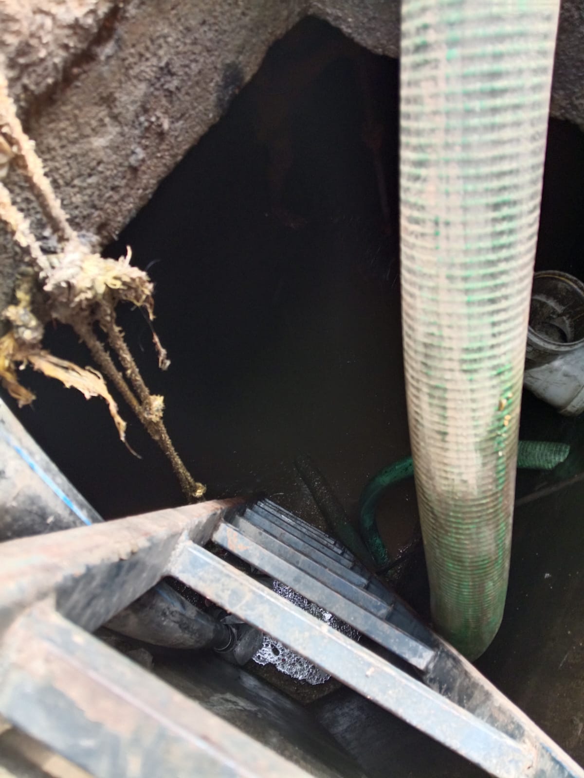 Commercial Septic Tank Cleaning
