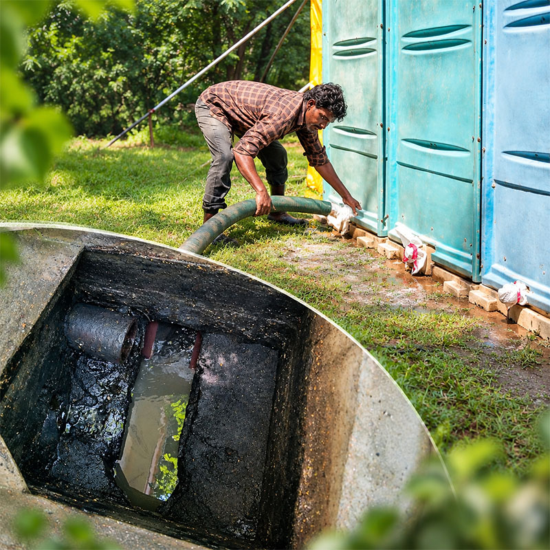 Professional septic tank cleaning service
